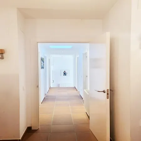 Stylish And Tranquil For 8 People * L'Escala