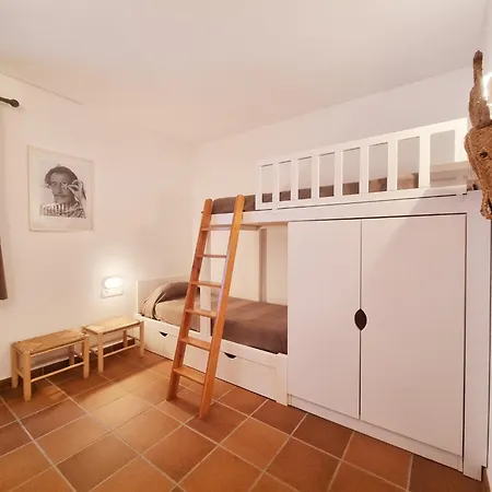 Stylish And Tranquil For 8 People L'Escala