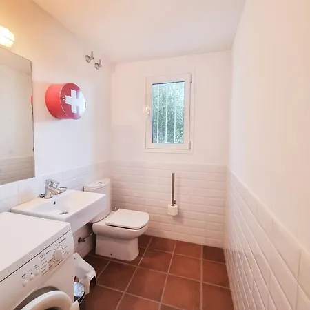 Stylish And Tranquil For 8 People L'Escala