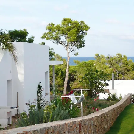 Stylish And Tranquil For 8 People *