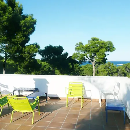 Stylish And Tranquil For 8 People Villa